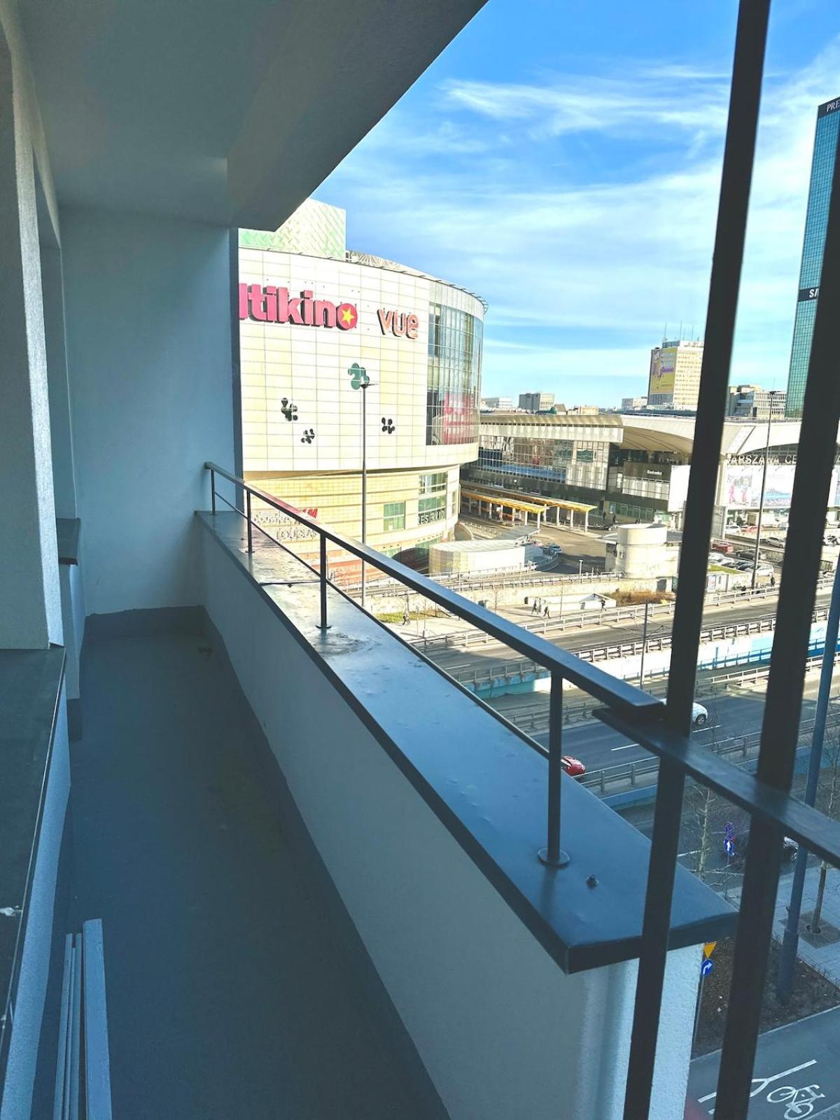 Varsovian Chic - Stylish 2br In Center With Balcony & Views Apartment